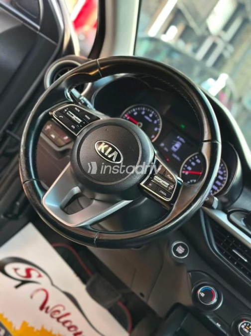 Kia K3 2021 Gray Automatic Used for Sale in Faiyum - 10
