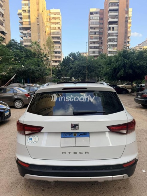 Seat Ateca 2018 White Automatic Used for Sale in Greater Cairo ( Cairo + Giza) - 5