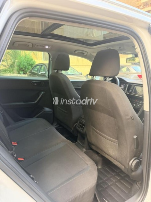 Seat Ateca 2018 White Automatic Used for Sale in Greater Cairo ( Cairo + Giza) - 10