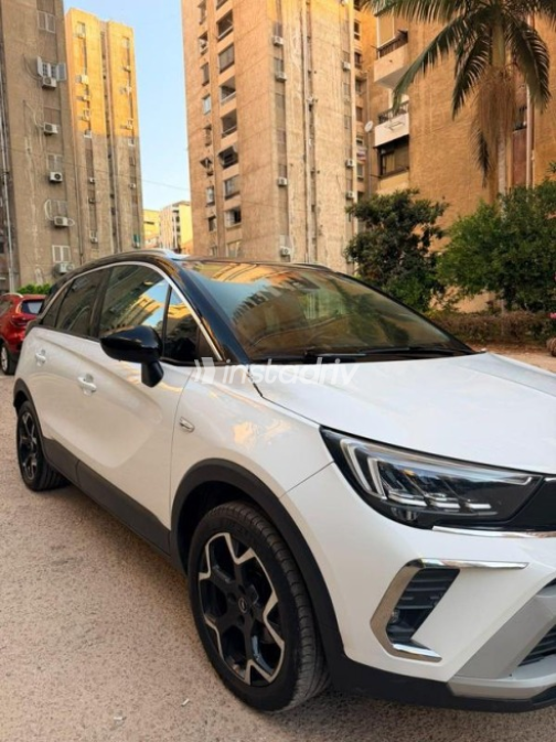 Opel Crossland 2022 White Automatic Used for Sale in Greater Cairo ( Cairo + Giza) - 3
