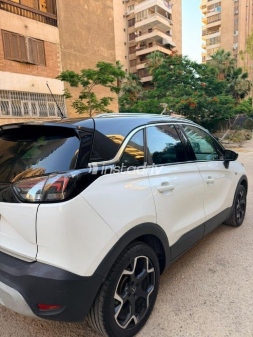 Opel Crossland 2022 White Automatic Used for Sale in Greater Cairo ( Cairo + Giza) - 7