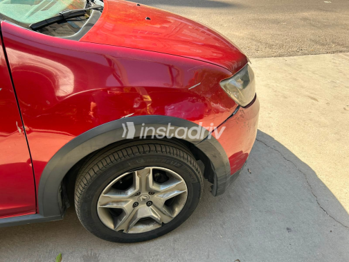 Renault Sandero Step Way 2021 Red Automatic Used for Sale in Greater Cairo ( Cairo + Giza) - 4
