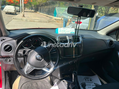 Renault Sandero Step Way 2021 Red Automatic Used for Sale in Greater Cairo ( Cairo + Giza) - 5