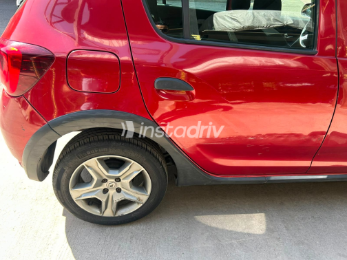 Renault Sandero Step Way 2021 Red Automatic Used for Sale in Greater Cairo ( Cairo + Giza) - 10