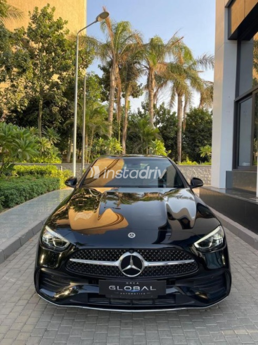 Mercedes C 180 2025 Black Automatic Used for Sale in Cairo - 2
