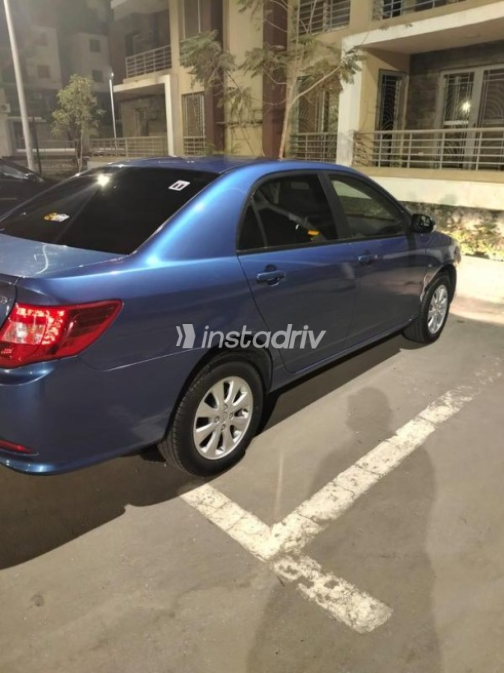 بى واى دى‬ F3 2025 أزرق أوتوماتيك مستعملة للبيع في الجيزة - 4