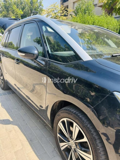 Citroën C4 Grand Picasso 2019 Black Automatic Used for Sale in 6 October - 3