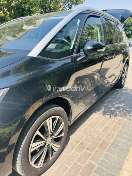 Citroën C4 Grand Picasso 2019 Black Automatic Used for Sale in 6 October - 4