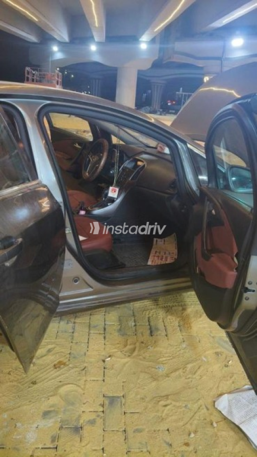 Opel Astra 2020 Petroleum Automatic Used for Sale in Cairo - 9