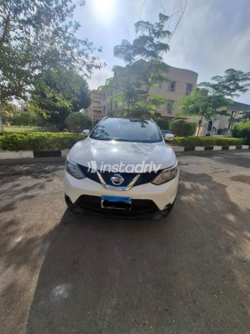 Nissan Qashqai 2017 White Automatic Used for Sale in Obour City - 3