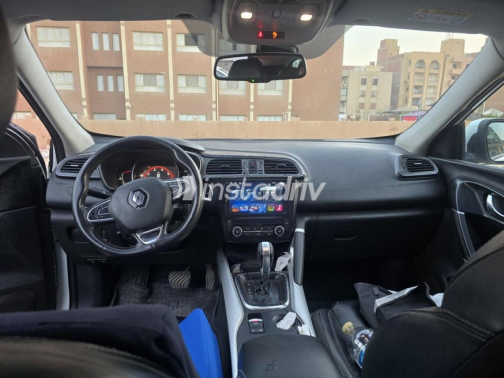Renault Kadjar 2017 White Automatic Used for Sale in Mokattam - 2