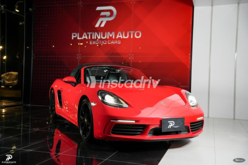 Porsche Boxster 2021 Red Automatic Used for Sale in Sheikh Zayed City - 3