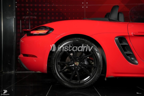 Porsche Boxster 2021 Red Automatic Used for Sale in Sheikh Zayed City - 5