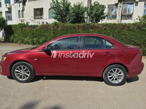 Mitsubishi Lancer 2016 Red Automatic Used for Sale in Greater Cairo ( Cairo + Giza) - 3