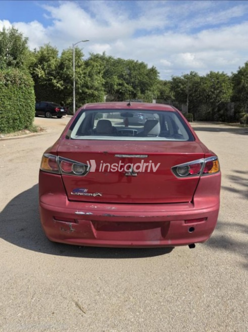 Mitsubishi Lancer 2016 Red Automatic Used for Sale in Greater Cairo ( Cairo + Giza) - 5