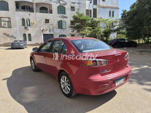 Mitsubishi Lancer 2016 Red Automatic Used for Sale in Greater Cairo ( Cairo + Giza) - 6