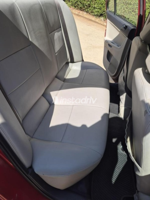 Mitsubishi Lancer 2016 Red Automatic Used for Sale in Greater Cairo ( Cairo + Giza) - 9