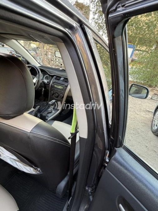 Toyota Corolla 2010 Gray Automatic Used for Sale in Ras Gharib - 9