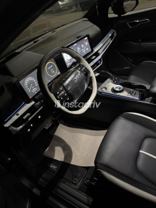 Kia Sportage 2026 Silver Automatic Used for Sale in Sheikh Zayed City - 7