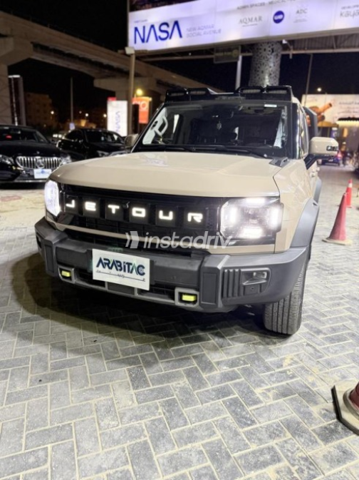 Jetour T2 2025 Beige Automatic Used for Sale in Sheikh Zayed City - 1