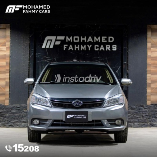 بى واى دى‬ F3 2025 رمادي يدوي مستعملة للبيع في القاهرة - 1