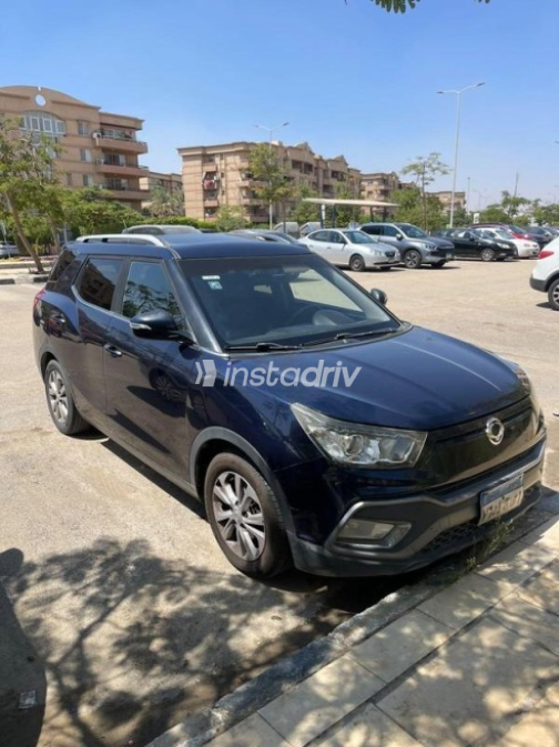 Ssang Yong Tivoli XLV 2020 Dark Blue Automatic Used for Sale in Greater Cairo ( Cairo + Giza) - 2
