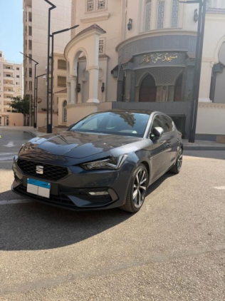 Seat Leon 2022 White Automatic Used for Sale in Gharbia