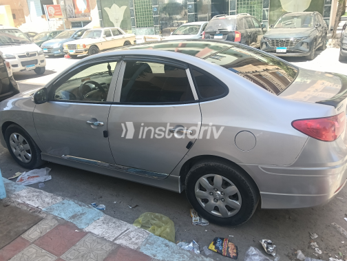 Hyundai Elantra HD 2021 Silver Automatic Used for Sale in Greater Cairo ( Cairo + Giza) - 3