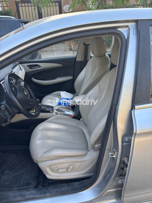 MG 5 2022 Silver CVT Used for Sale in Greater Cairo ( Cairo + Giza) - 5