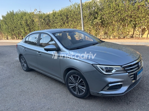 MG 5 2022 Silver CVT Used for Sale in Greater Cairo ( Cairo + Giza) - 6
