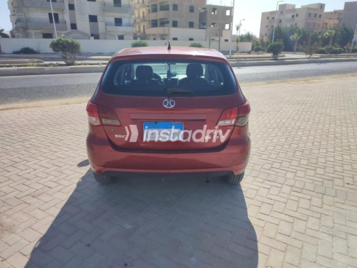 Baic A1 2016 Red Manual Used for Sale in Sheikh Zayed City - 4