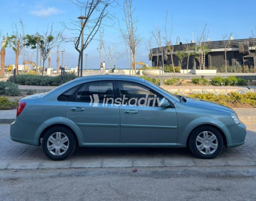 Chevrolet Optra 2008 Green Automatic Used for Sale in Maadi - 2