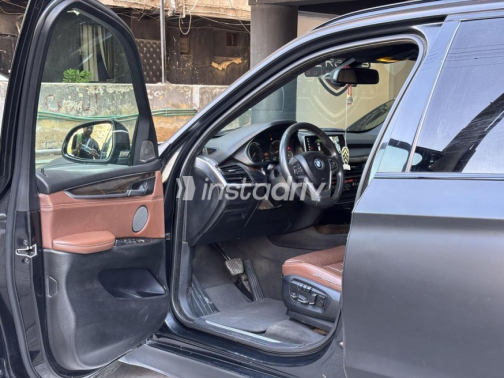 BMW X5 2018 Black Automatic Used for Sale in Cairo - 4