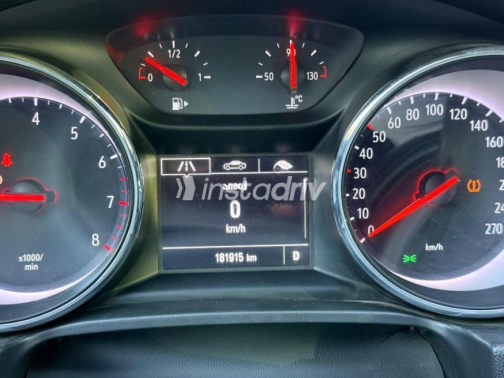 Opel Insignia 2018 White Automatic Used for Sale in 6 October - 8