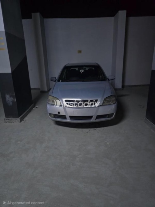 Opel Astra 2005 Silver Automatic Used for Sale in Cairo - 1