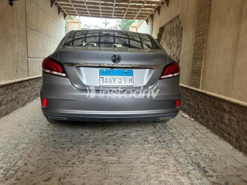 MG 6 2024 Dark Gray Automatic Used for Sale in Al Shorouk - 7