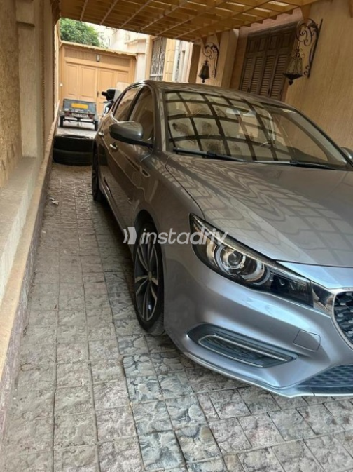 MG 6 2024 Dark Gray Automatic Used for Sale in Al Shorouk - 8