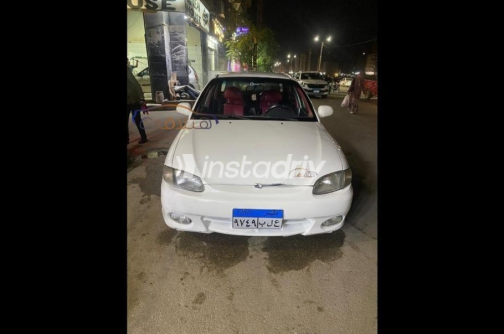 Hyundai Accent 2005 White Manual Used for Sale in Zagazig - 1