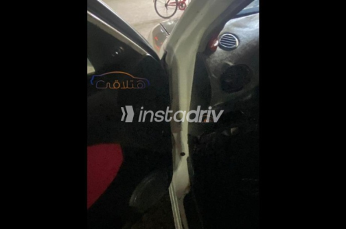 Hyundai Accent 2005 White Manual Used for Sale in Zagazig - 4