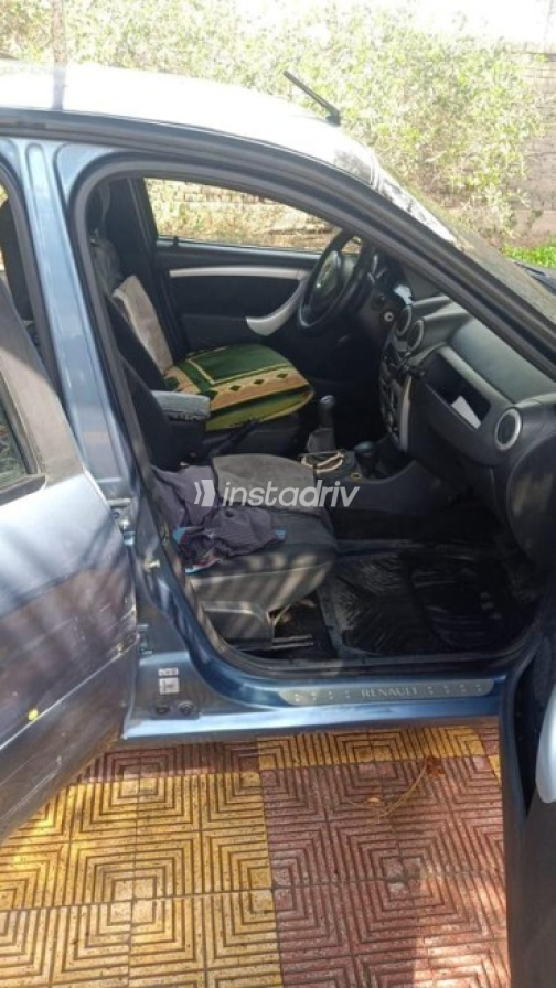 Renault Logan 2011 Blue Manual Used for Sale in Cairo - 5