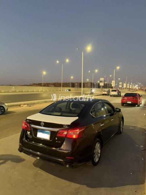 Nissan Sentra 2021 Black Automatic Used for Sale in Cairo - 2