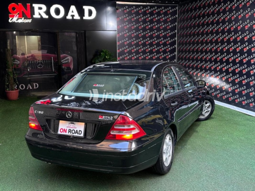 Mercedes C 180 2002 Black Automatic Used for Sale in Nasr city - 4