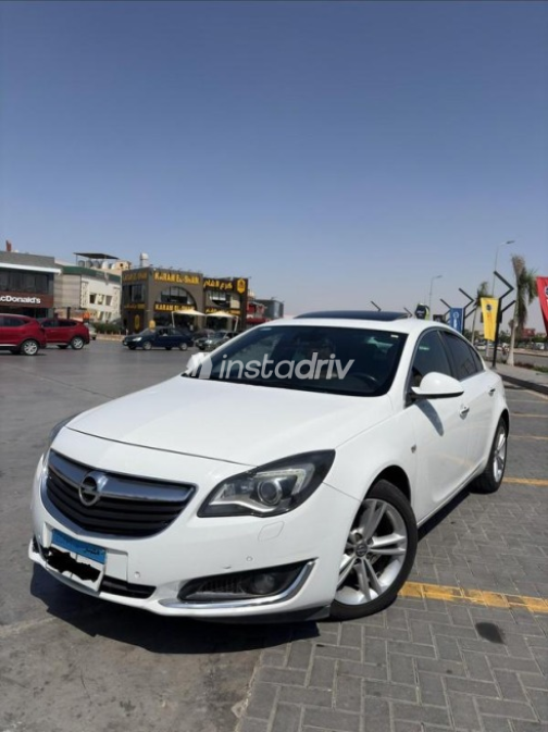 اوبل أنسيجنيا 2015 أبيض أوتوماتيك مستعملة للبيع في العاشر من رمضان - 1
