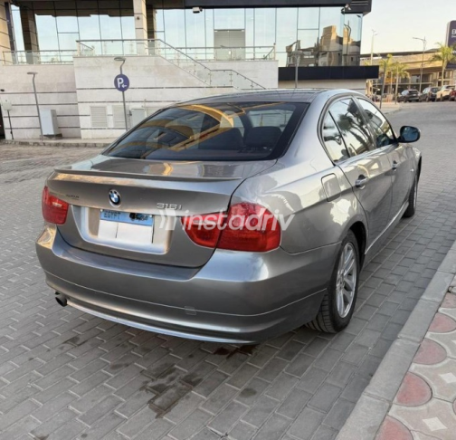 BMW 316 2011 Gray Automatic Used for Sale in Cairo - 2