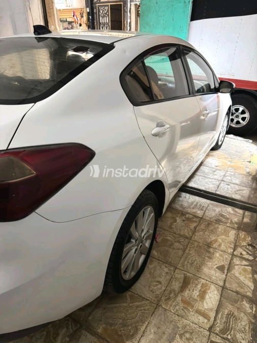 Kia Cerato 2015 White Automatic Used for Sale in Greater Cairo ( Cairo + Giza) - 2