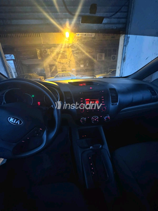 Kia Cerato 2015 White Automatic Used for Sale in Greater Cairo ( Cairo + Giza) - 9