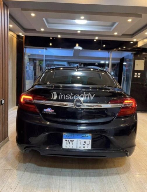 Opel Insignia 2014 Black Automatic Used for Sale in Madinaty - 6