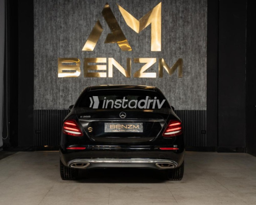 Mercedes E 200 2019 Black Automatic Used for Sale in Cairo - 9