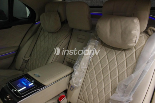مرسيدس S 500 2022 أزرق غامق أوتوماتيك مستعملة للبيع في الزمالك - 4