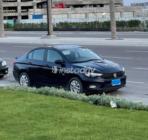 فيات تيبو 2021 أزرق غامق أوتوماتيك مستعملة للبيع في شبين الكوم - 4